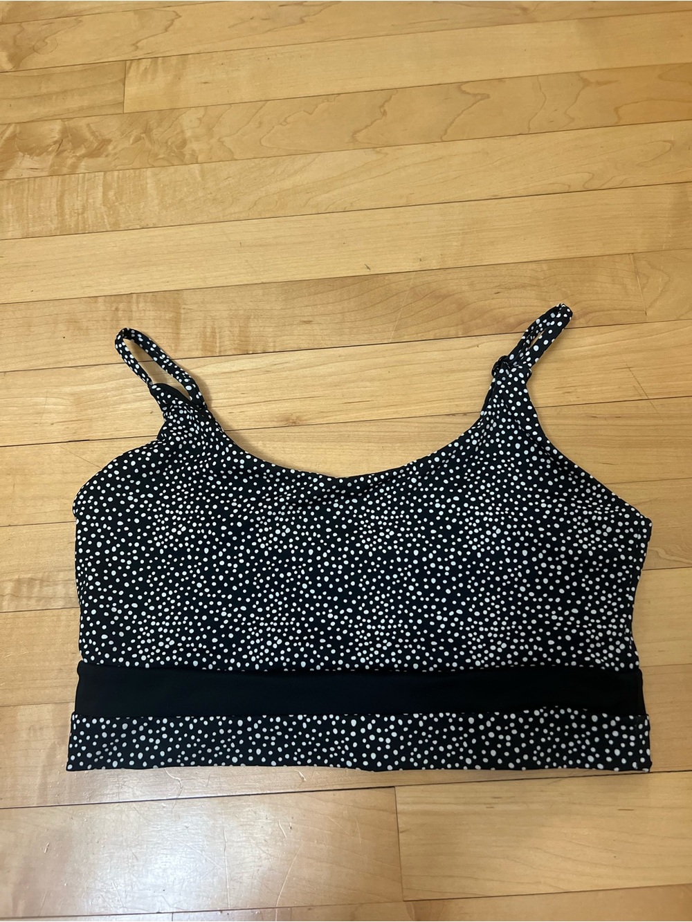 Senita Athletics Black and White Polka Dot Sports Bra Medium